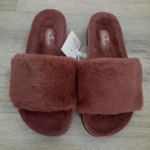 Hollister Plush Slides